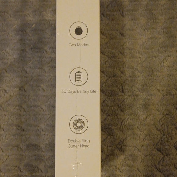 INIA Double-Head Electric Hair Shaver - White New In Box - Picture 2 of 3